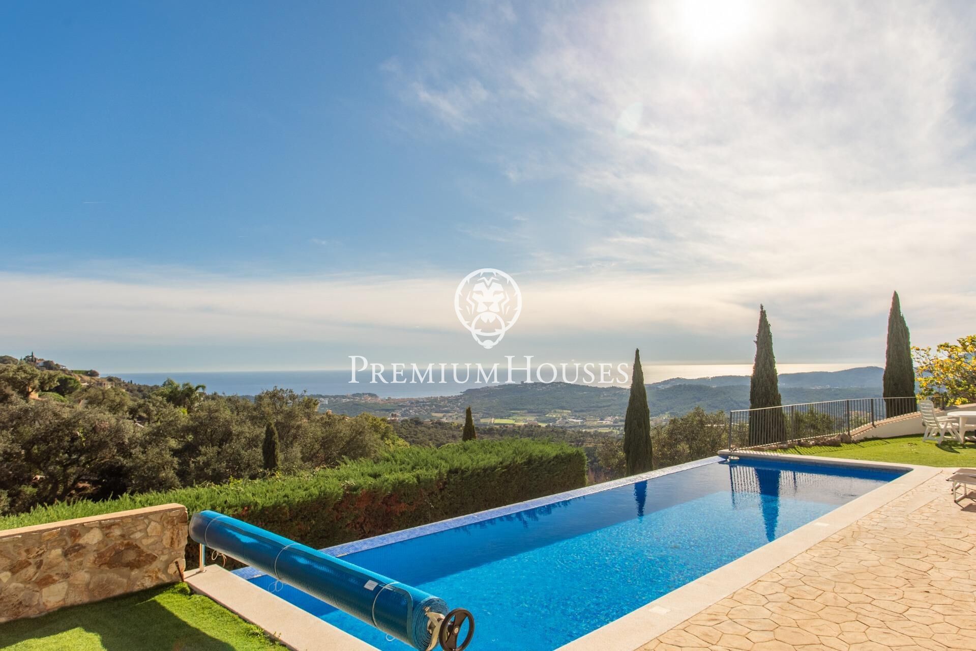 Piscina de Casa o xalet en venda en Castell d'Aro, Platja d'Aro i s'Agaró amb Aire condicionat, Calefacció i Jardí privat