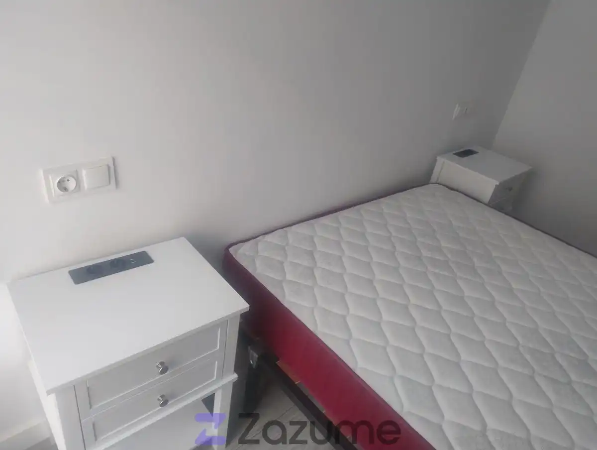 Habitación de Piso de alquiler en Cáceres con Aire acondicionado, Calefacción y Parquet