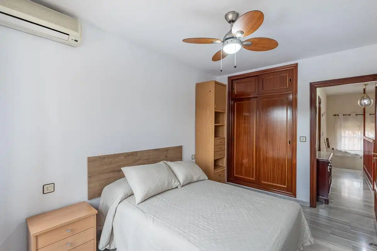 Bedroom of Detached homes for rent in Granada  with Air Conditioner, Heating and Private garden
