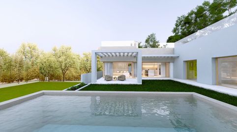 Villa de diseño contemporáneo con piscina infinity y solárium en Valle Romano, Estepona, imatge 2