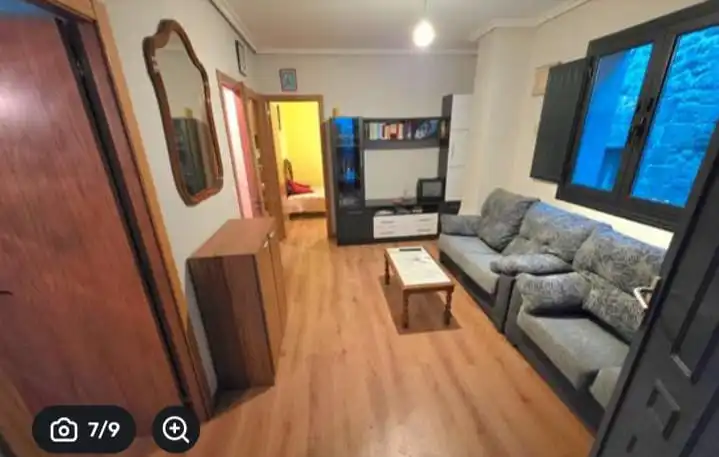 Sala d'estar de Casa o xalet en venda en Ourense Capital  amb Calefacció, Parquet i Traster
