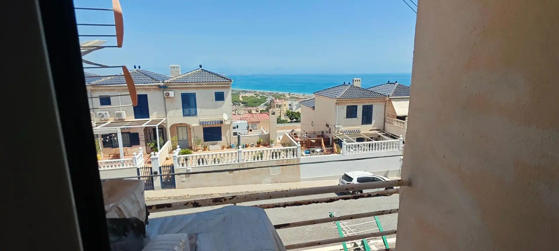 Außenansicht von Haus oder Chalet zum Verkauf in Santa Pola mit Klimaanlage, Heizung und Terrasse