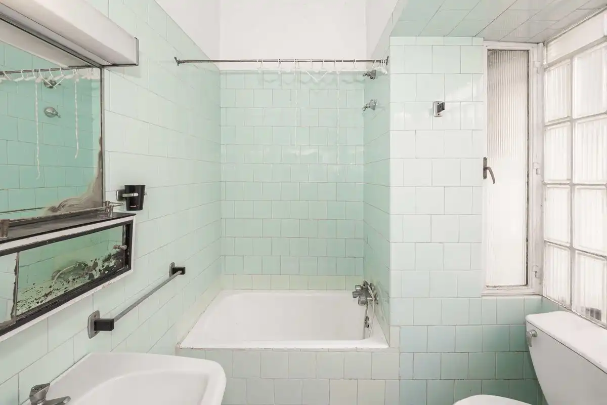 Bathroom of Houses for sale in Arahal  with Heating