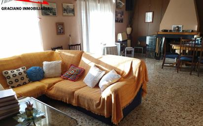 Wohnzimmer von Wohnung zum verkauf in Chinchilla de Monte-Aragón mit Heizung, Abstellraum und Möbliert