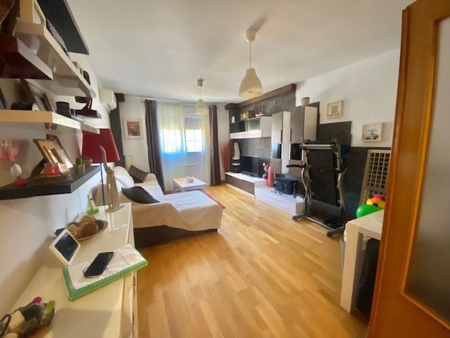 Sala d'estar de Àtic en venda en Lominchar amb Aire condicionat, Calefacció i Terrassa