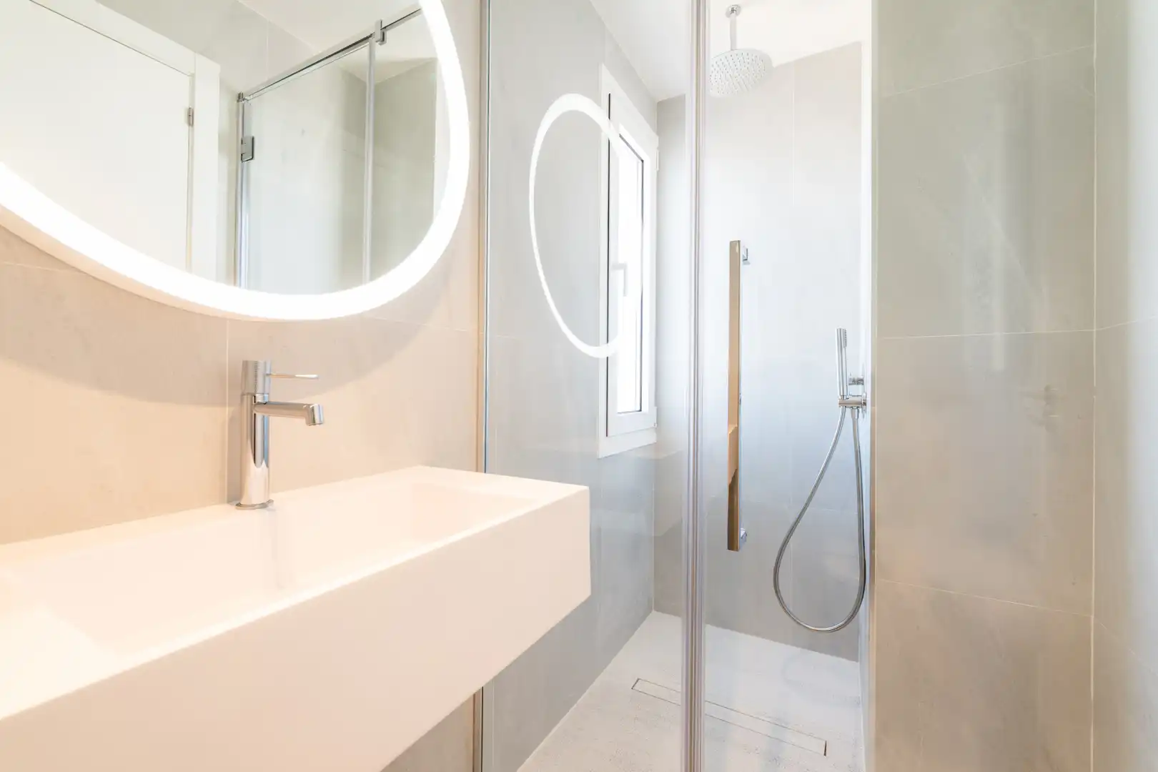 Baño de Piso en venta en Madrid con Aire acondicionado, Calefacción y Terraza