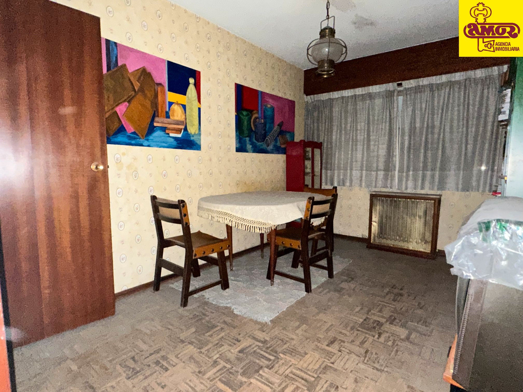 Menjador de Pis en venda en Santiago de Compostela  amb Traster