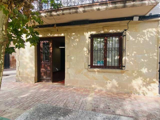 Local comercial en Alquiler en Ezcaray