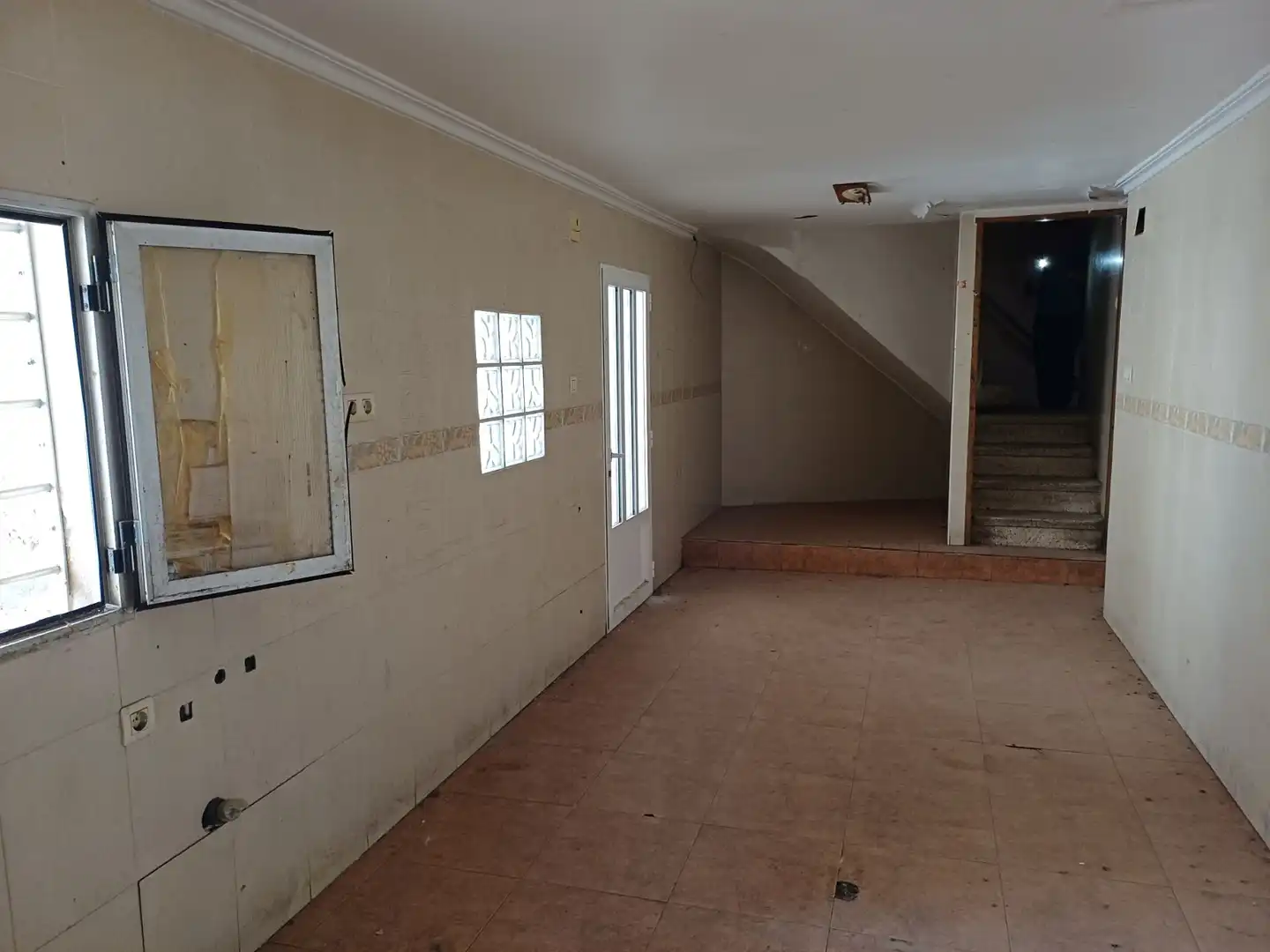 Casa adosada en venta en Yecla