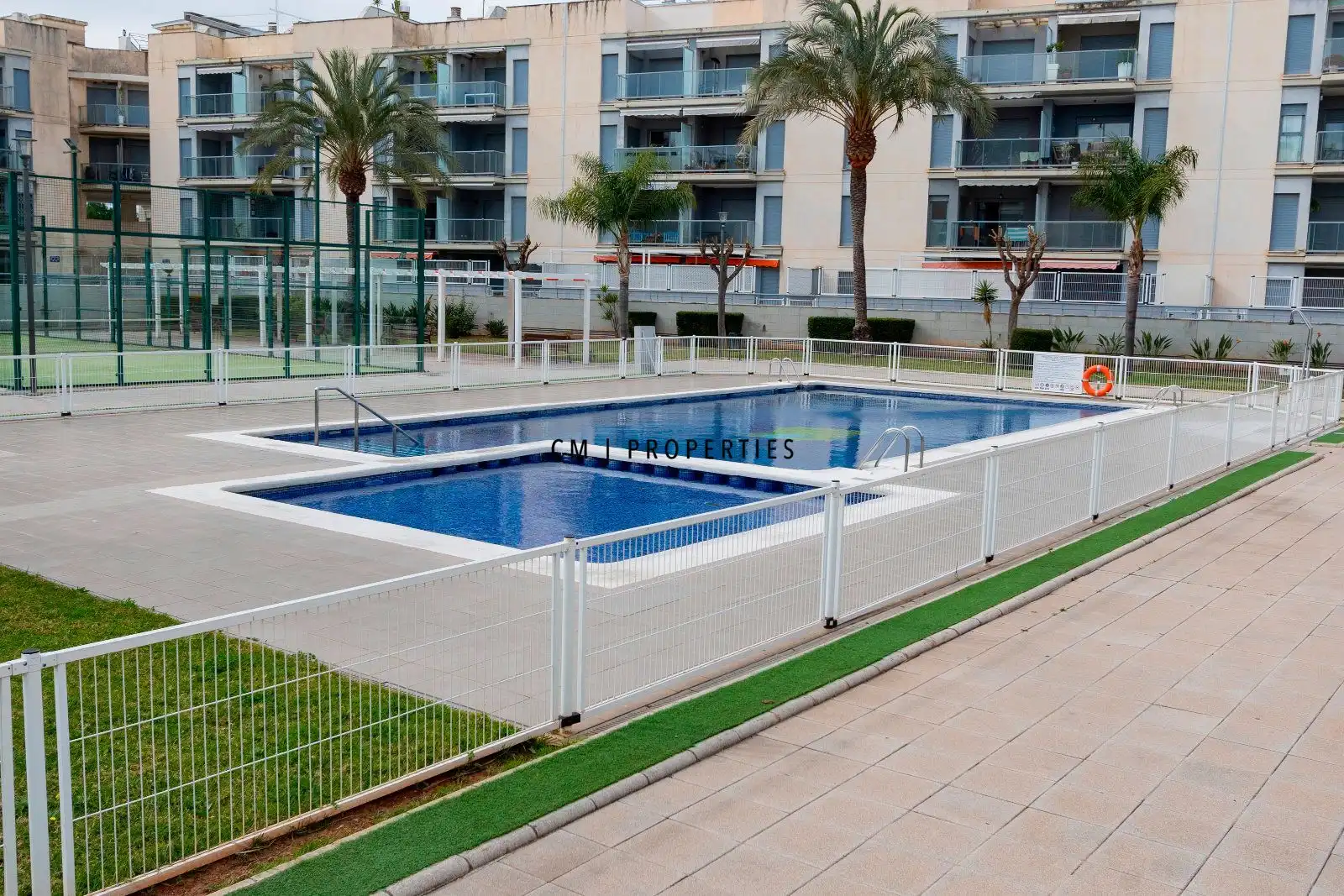 Attic for rent in Costa Brava, Almenara