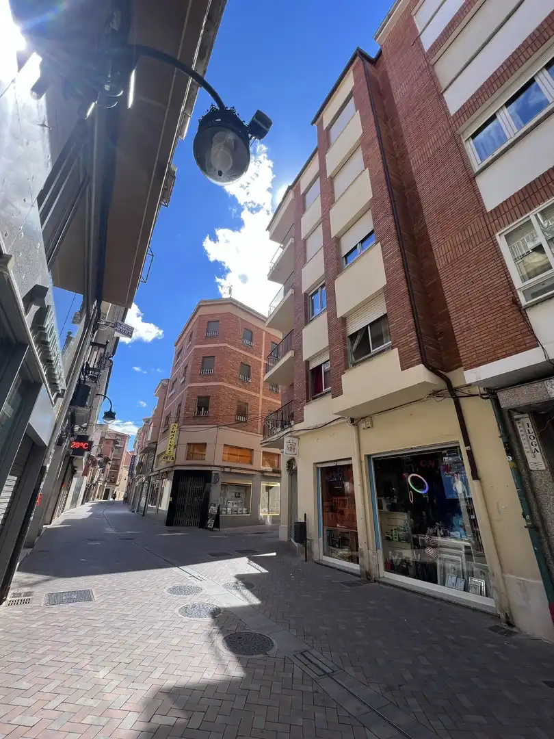 Vista exterior de Pis en venda en Benavente