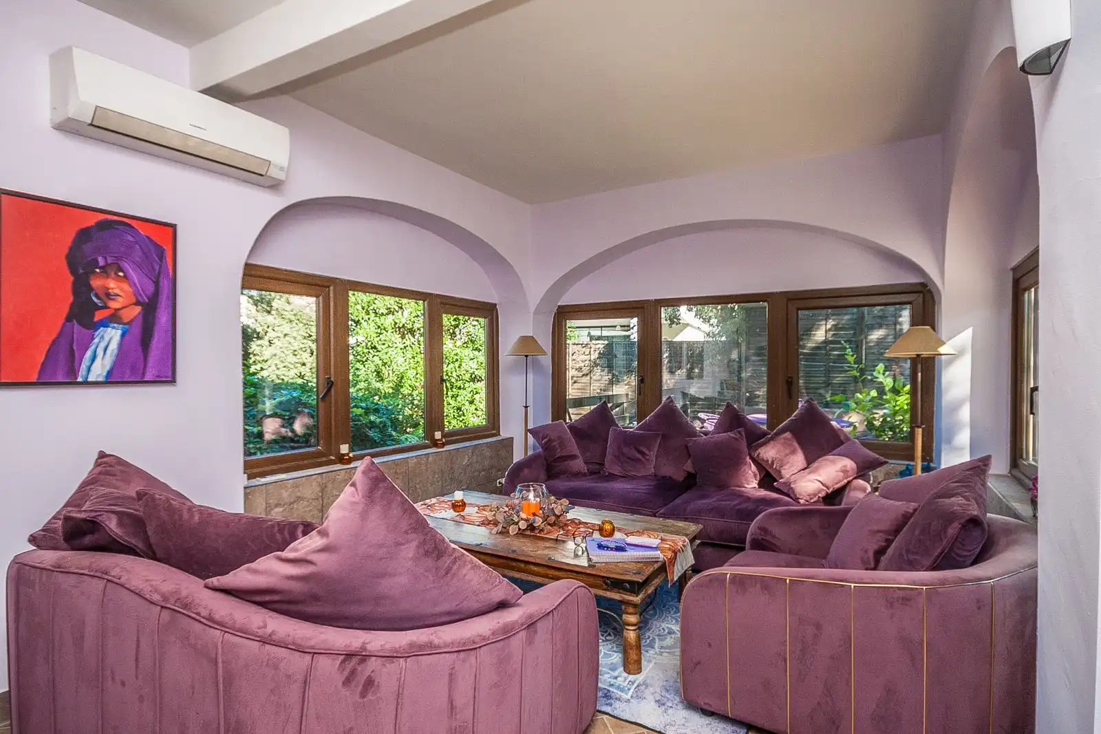 Sala de estar de Casa o chalet en venta en Marbella con Aire acondicionado, Jardín privado y Terraza