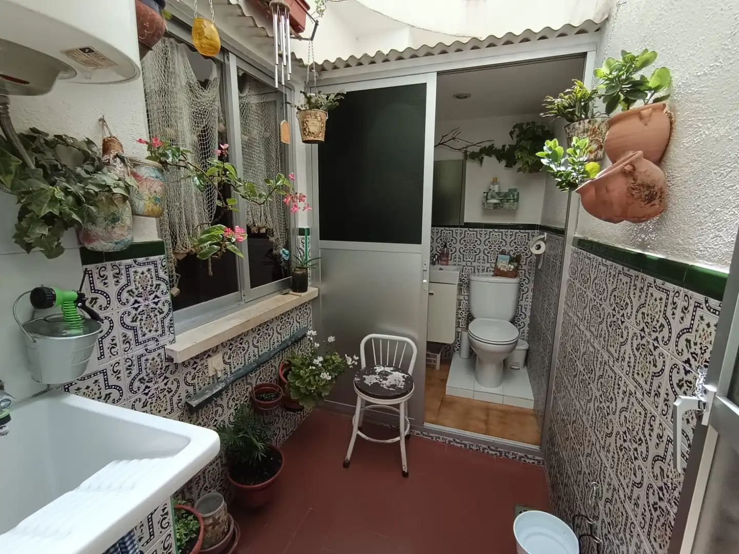 Bathroom of Detached homes for sale in Jaén  with Air Conditioner, Terrace and Furnished
