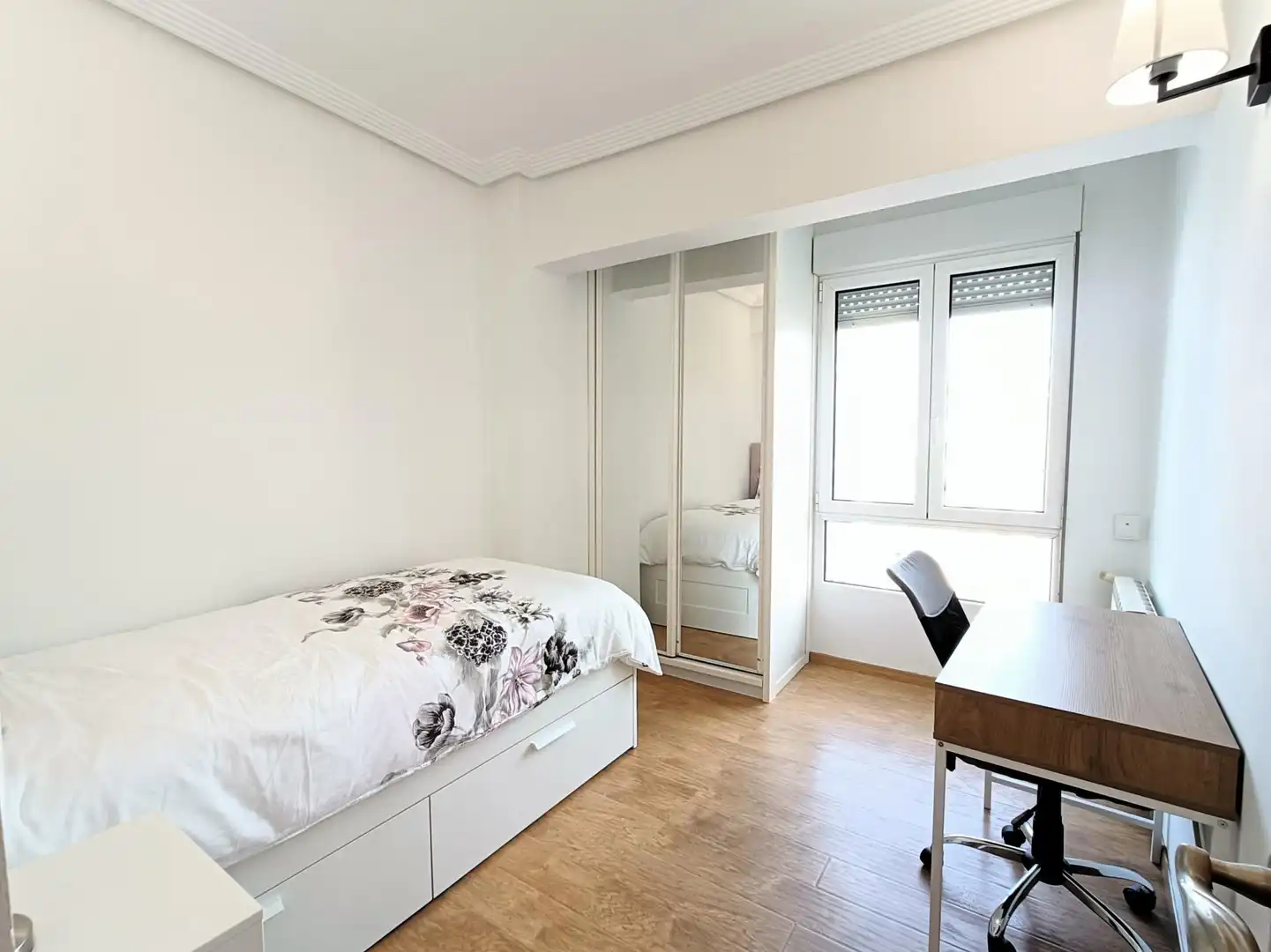 Schlafzimmer von Wohnung zum Verkauf in Santander mit Heizung und Möbliert