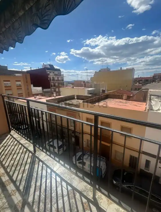 Vista exterior de Piso en venta en Paterna con Horno y Balcón