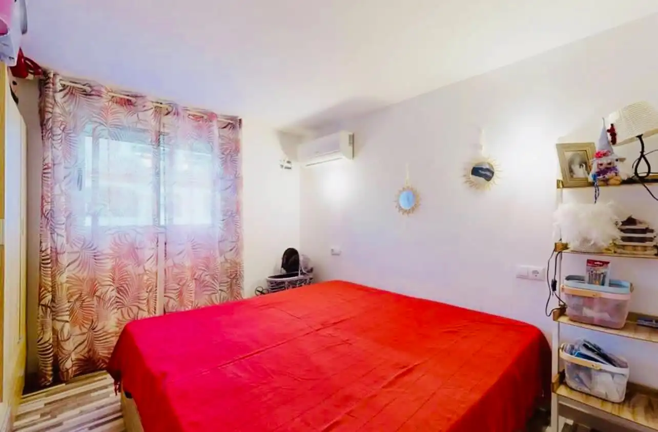 Bedroom of Flat for sale in Oliva  with Air Conditioner, Heating and Terrace