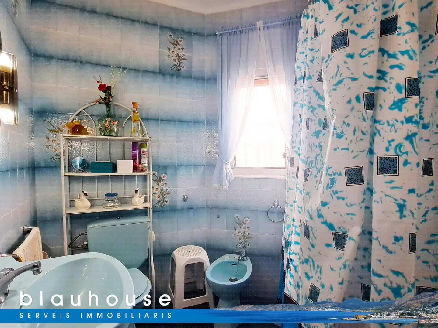 Baño de Casa o chalet en venta en Portbou con Calefacción, Terraza y Trastero