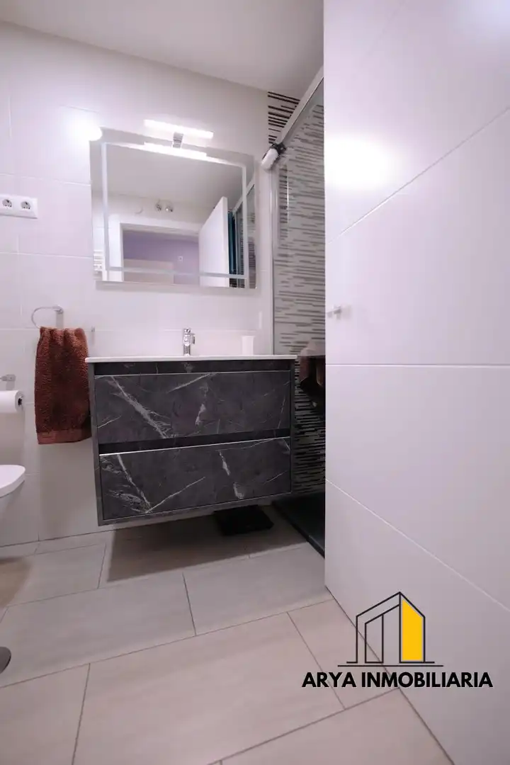 Baño de Piso en venta en Torrejón de Ardoz con Aire acondicionado, Calefacción y Trastero
