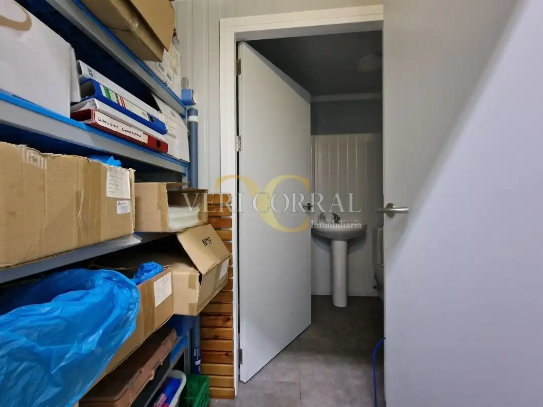 Local en venta en Calle Río Bedón, Posada - Barro