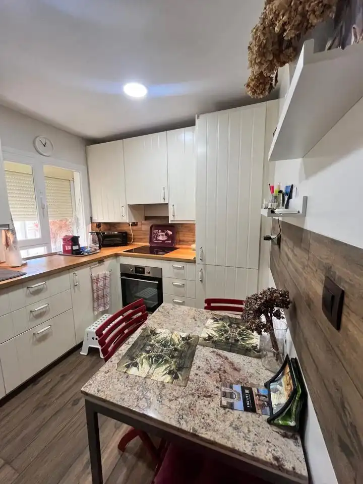 Cocina de Finca rústica en venta en Cabrero con Jardín privado y Piscina