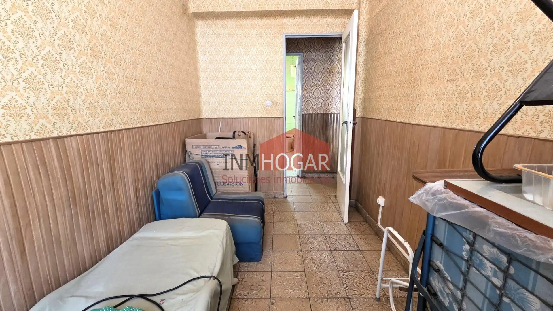 Piso en venta en Ávila con Calefacción, Amueblado y Balcón