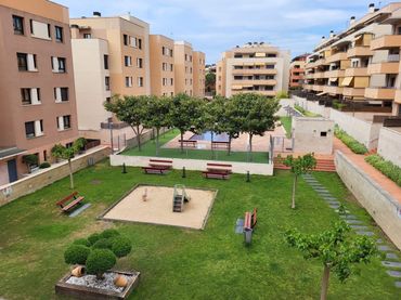 Wohnung mit Pool zum Verkauf in Avenida de Fenals 18
