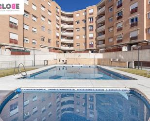 Swimming pool of Duplex for sale in  Granada Capital  with Air Conditioner, Heating and Private garden