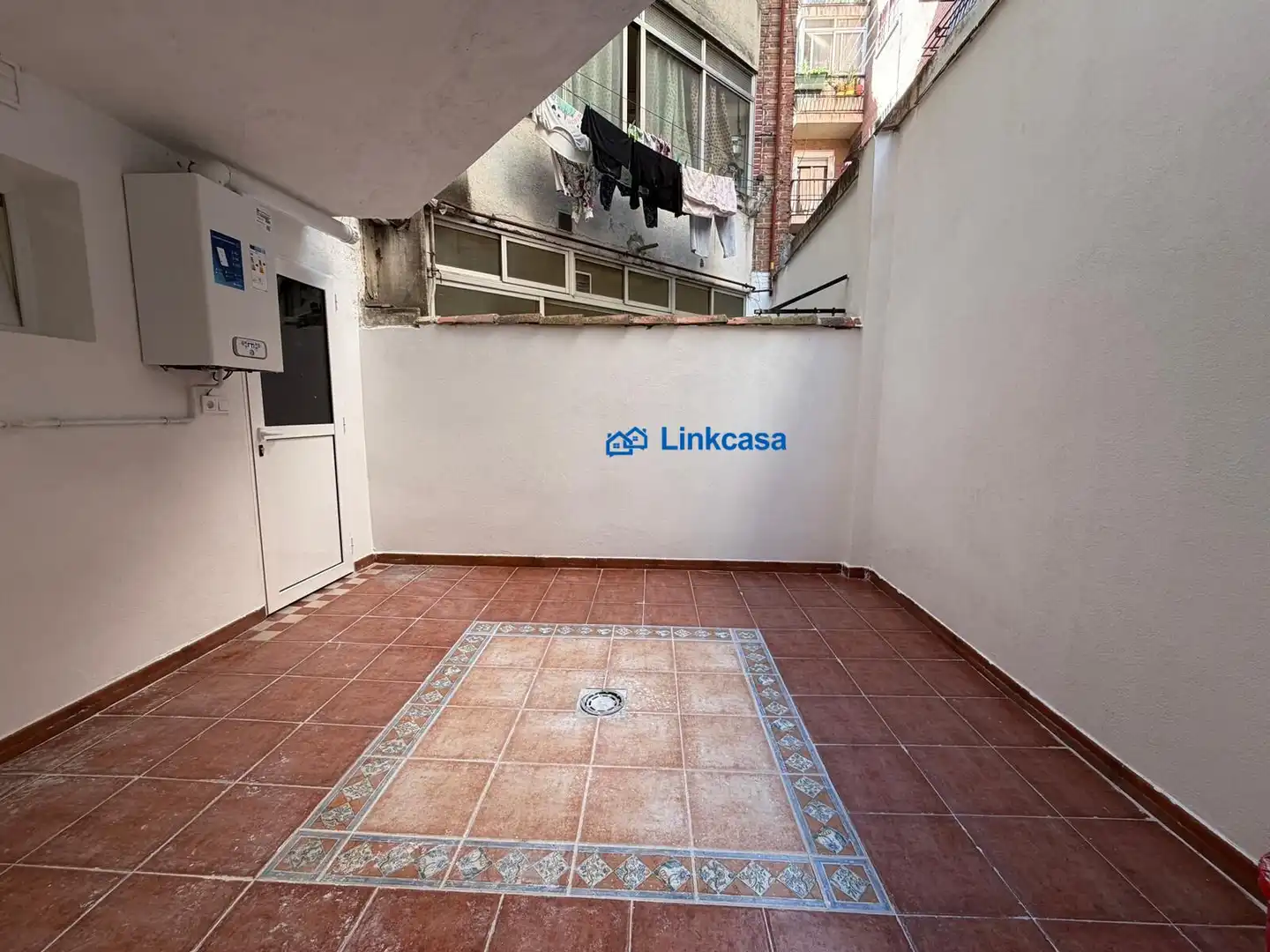 Terrassa de Pis en venda en Madrid amb Calefacció i Alarma