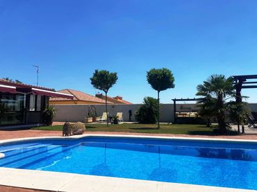 Villa avec piscine à vendre à Calle Pusa
