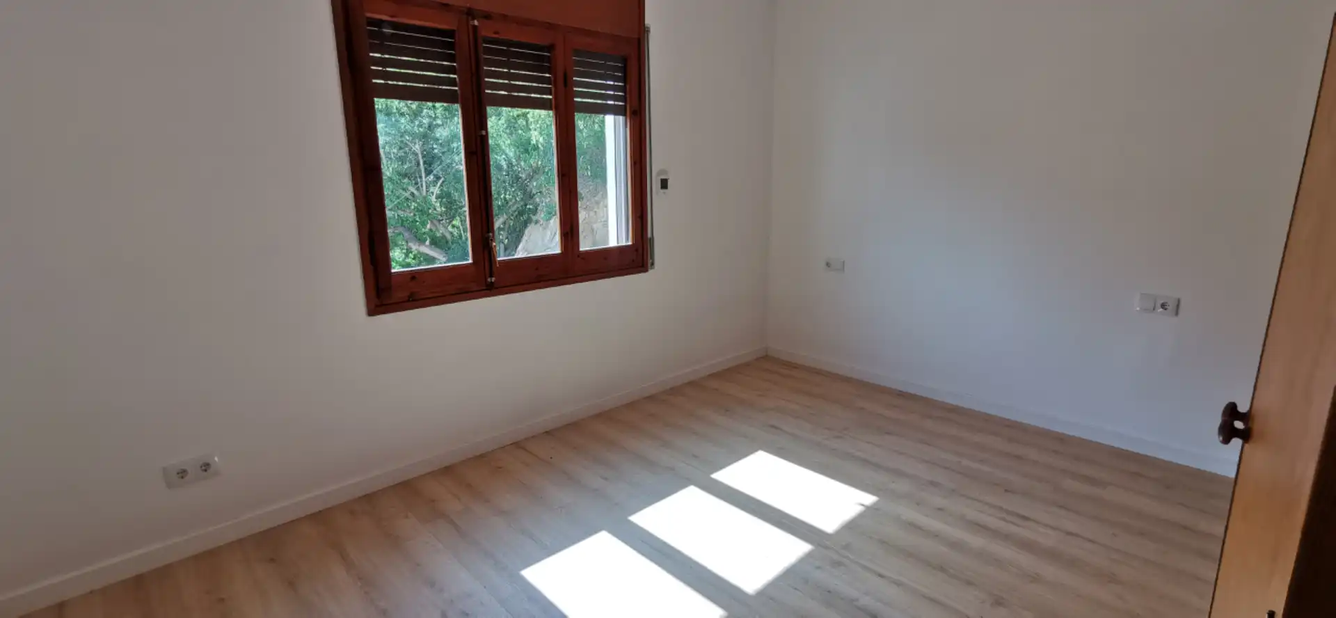Dormitori de Casa adosada de lloguer en Cabrera de Mar amb Aire condicionat, Calefacció i Jardí privat