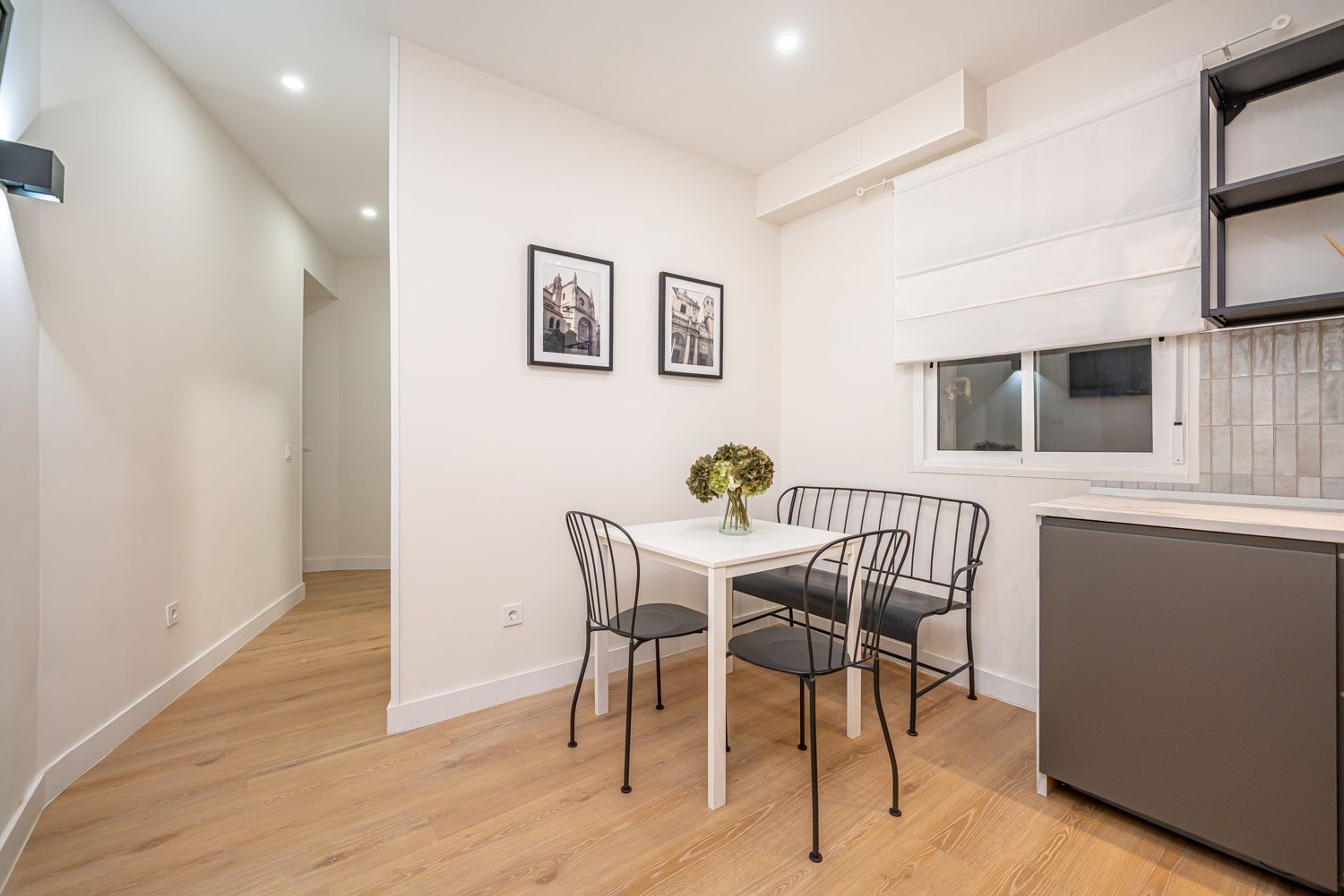 Dining room of Flat for sale in  Madrid Capital  with Air Conditioner, Heating and Private garden