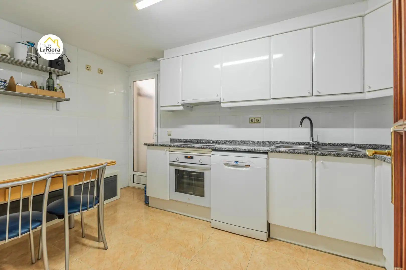 Kitchen of Flat for sale in Arenys de Munt, Barcelona