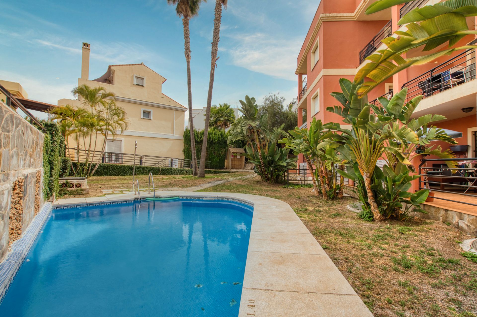Jardí de Estudi en venda en Rincón de la Victoria amb Aire condicionat, Terrassa i Piscina comunitària