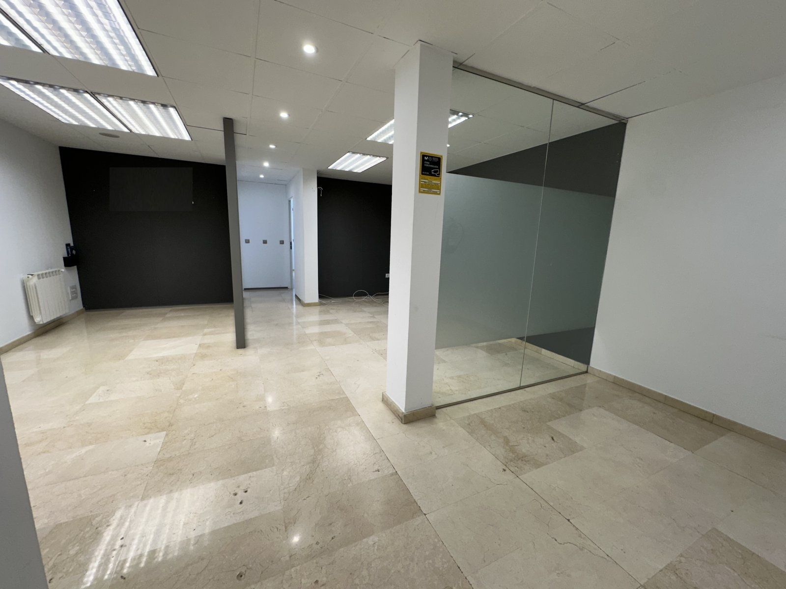 Oficina de alquiler en Calle General Vara de Rey, Gran Via