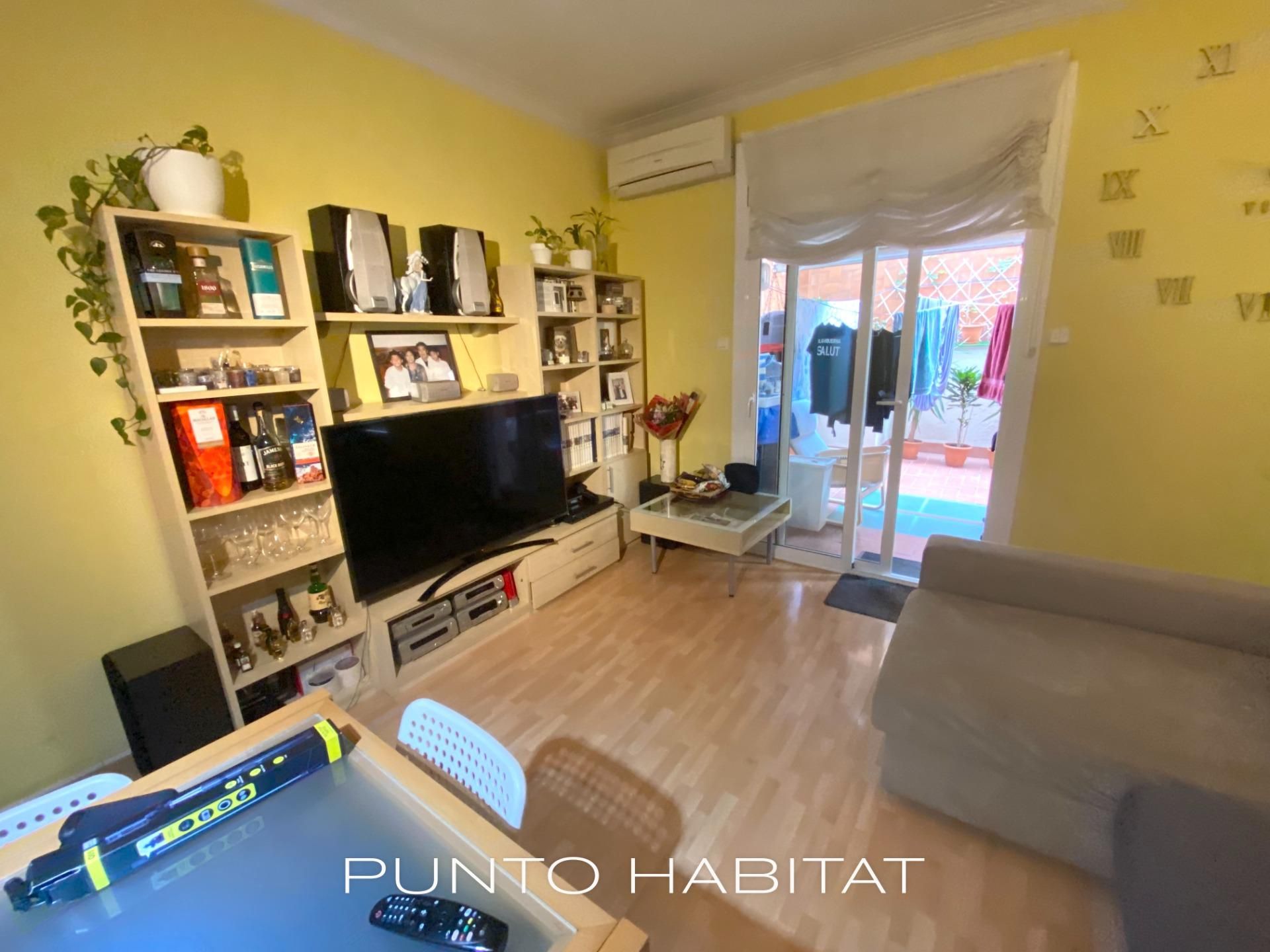 Wohnzimmer von Wohnung zum Verkauf in  Barcelona Capital mit Klimaanlage, Parkett und Terrasse