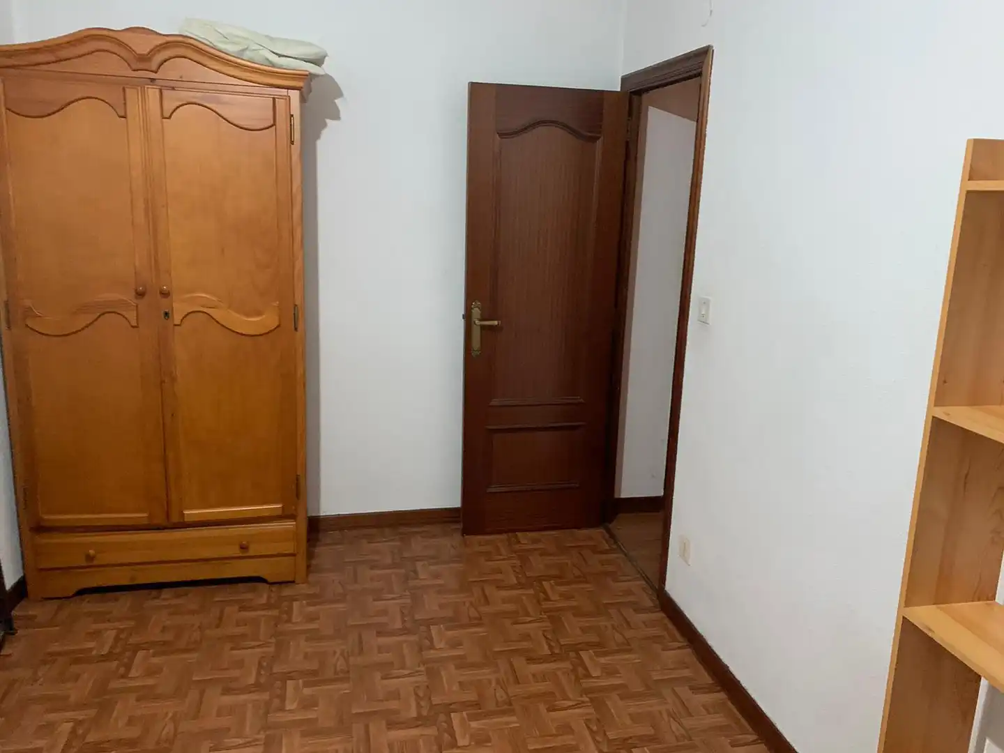 Schlafzimmer von Wohnung zum Verkauf in Valladolid mit Klimaanlage, Heizung und Möbliert