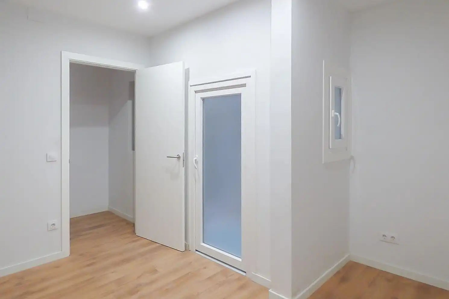 Apartments for rent in Centre - Barri Vell