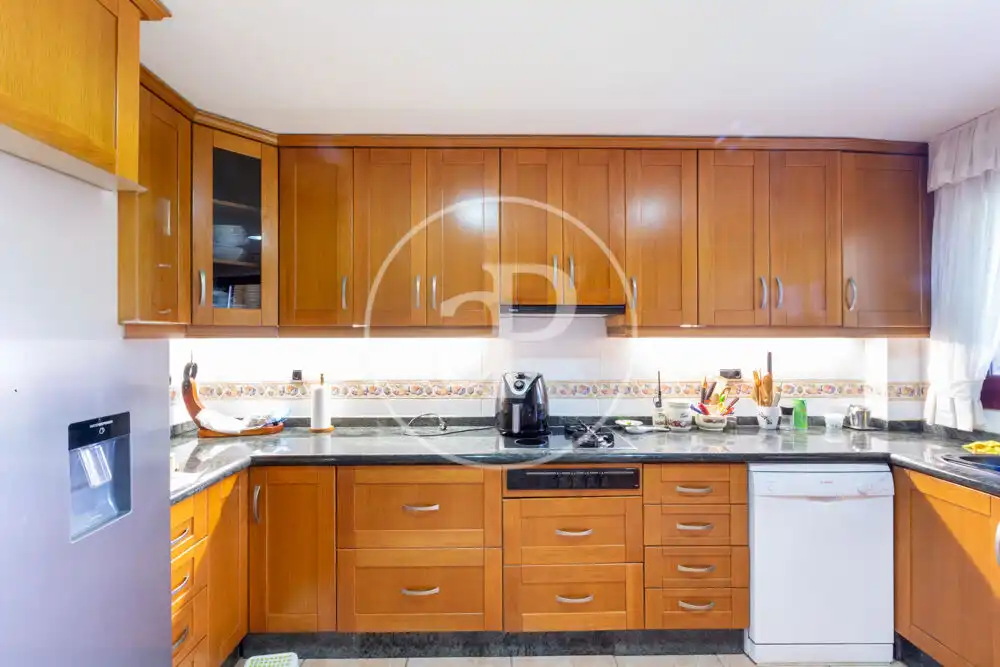 Cocina de Casa o chalet en venta en Sagunto / Sagunt con Aire acondicionado, Calefacción y Jardín privado