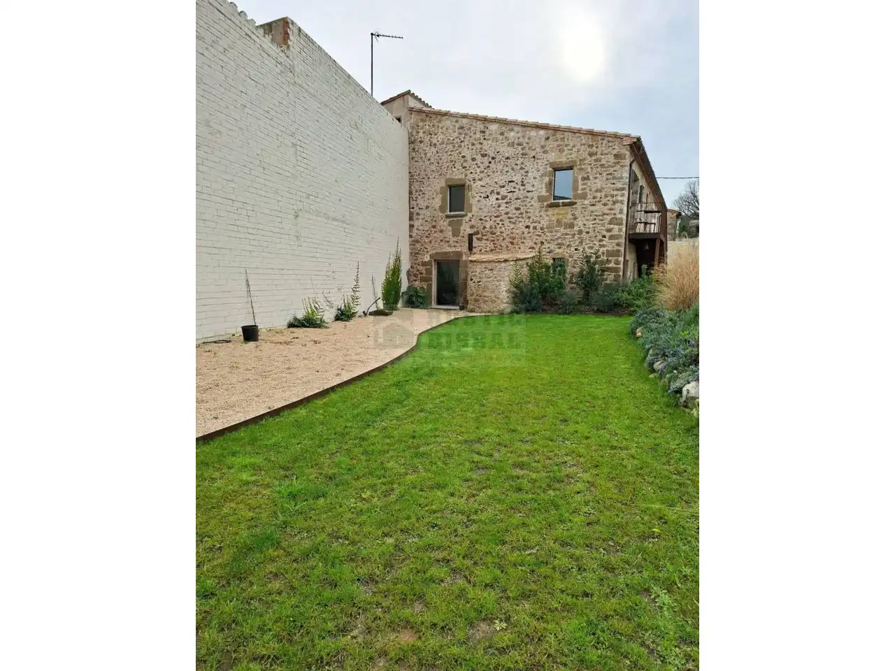 Garten von Country house zur Miete in Foixà mit Klimaanlage, Heizung und Möbliert