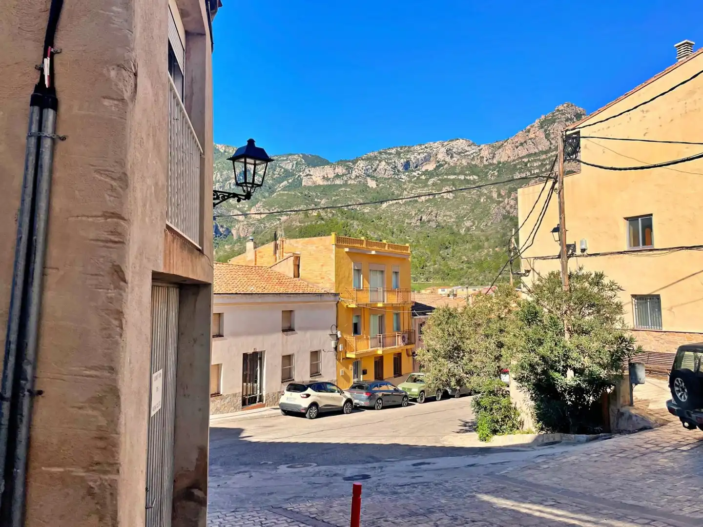 Exterior view of Houses for sale in Paüls