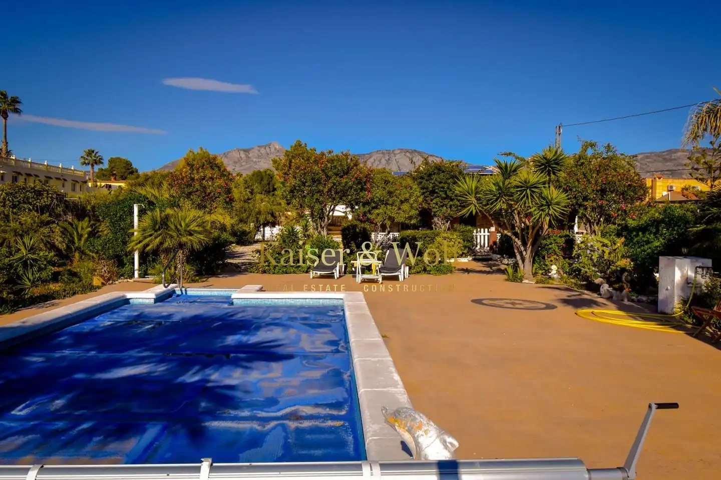 Vista exterior de Finca rústica en venda en Albatera amb Aire condicionat, Jardí privat i Piscina