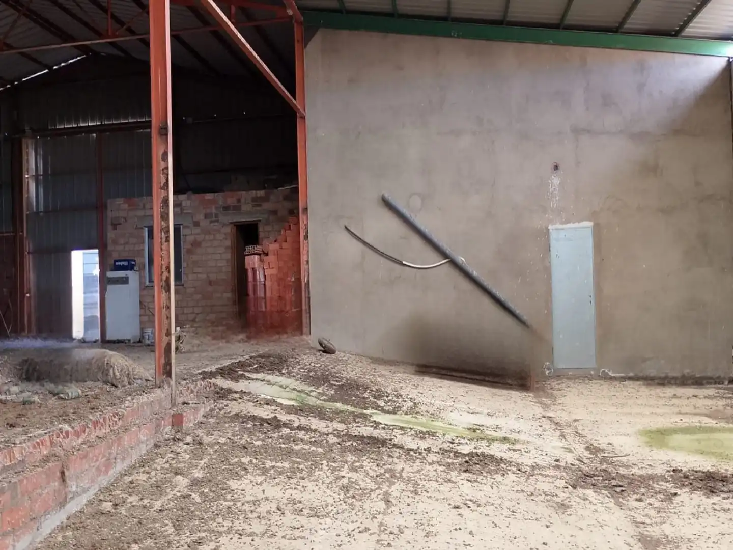 Fabrikhallen zum Verkauf in Sancti-Spíritus (Badajoz)