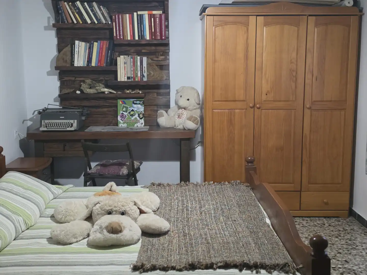 Dormitori de Casa o xalet en venda en Vélez-Málaga amb Aire condicionat, Terrassa i Traster