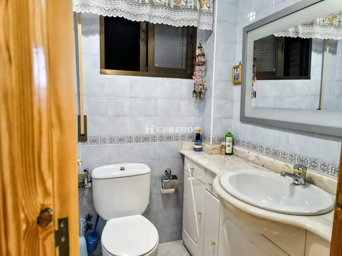 Chalet con jardín en venta en revilla, imagen 23