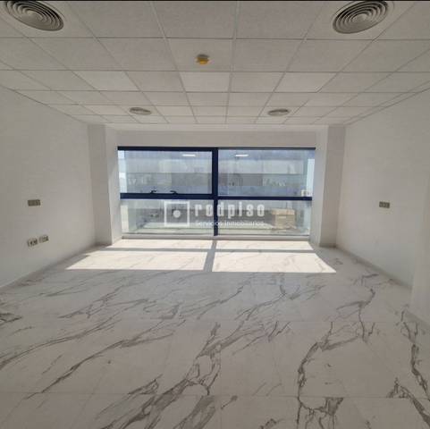 Oficina en Venta en del Pino Estrobo en Torreblanca