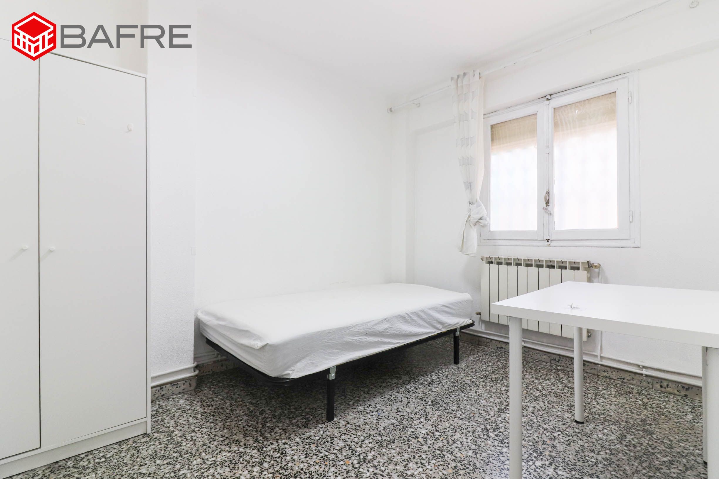 Bedroom of Flat for sale in  Madrid Capital  with Heating and Terrace