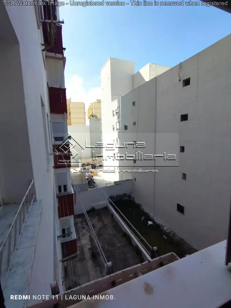 Vista exterior de Piso en venta en Cádiz con Terraza