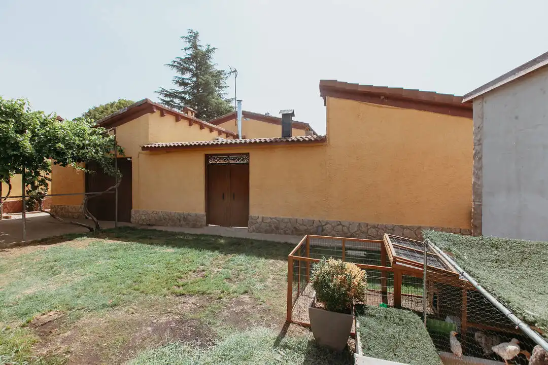 Vista exterior de Casa o chalet en venta en Lupiñén-Ortilla con Aire acondicionado, Calefacción y Jardín privado