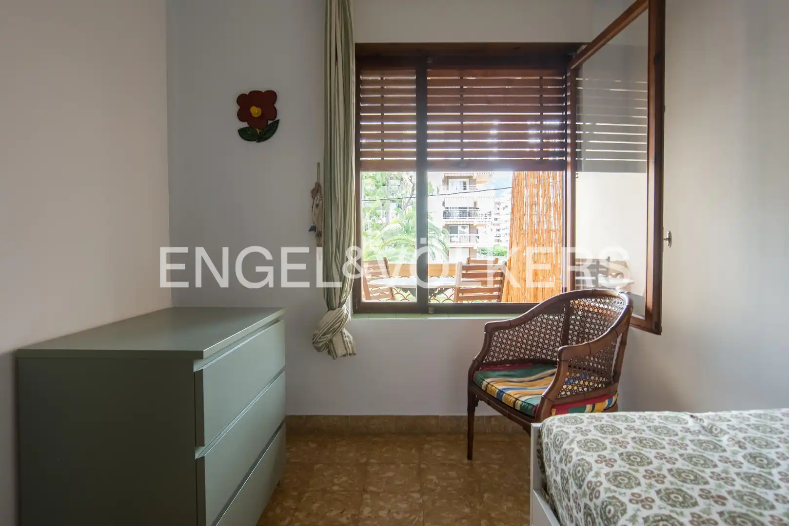 Dormitori de Casa o xalet en venda en Benicasim / Benicàssim amb Calefacció, Jardí privat i Terrassa