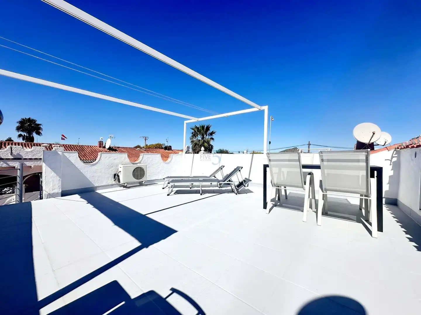 Bungalow with pool for sale in Mar Menor de Cartagena – Cabo de Palos, imagen 3